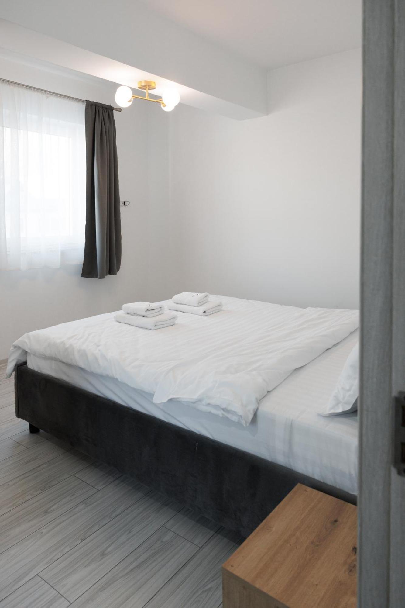Cozy Aparthotel K Сучава Екстер'єр фото