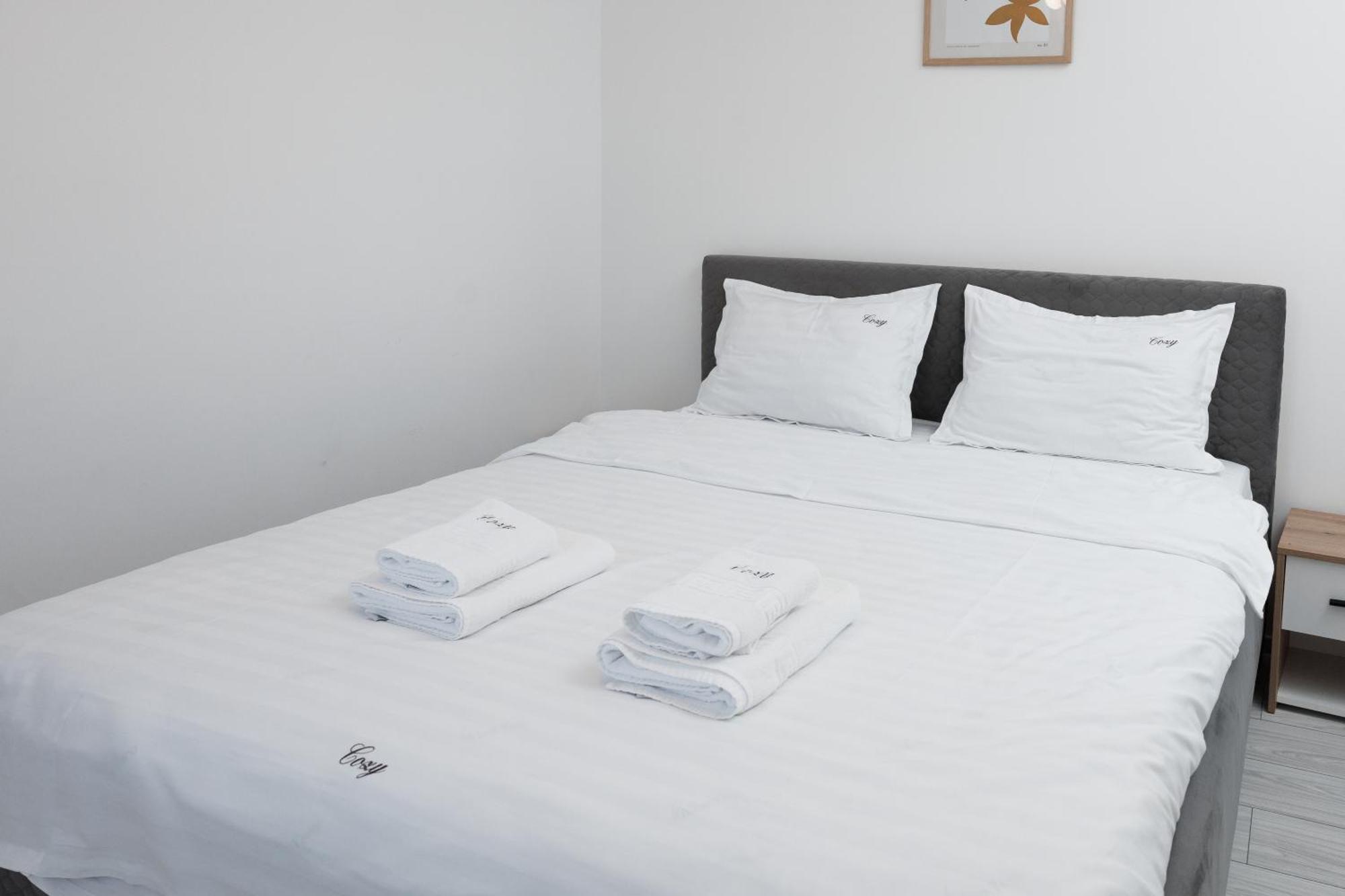Cozy Aparthotel K Сучава Екстер'єр фото