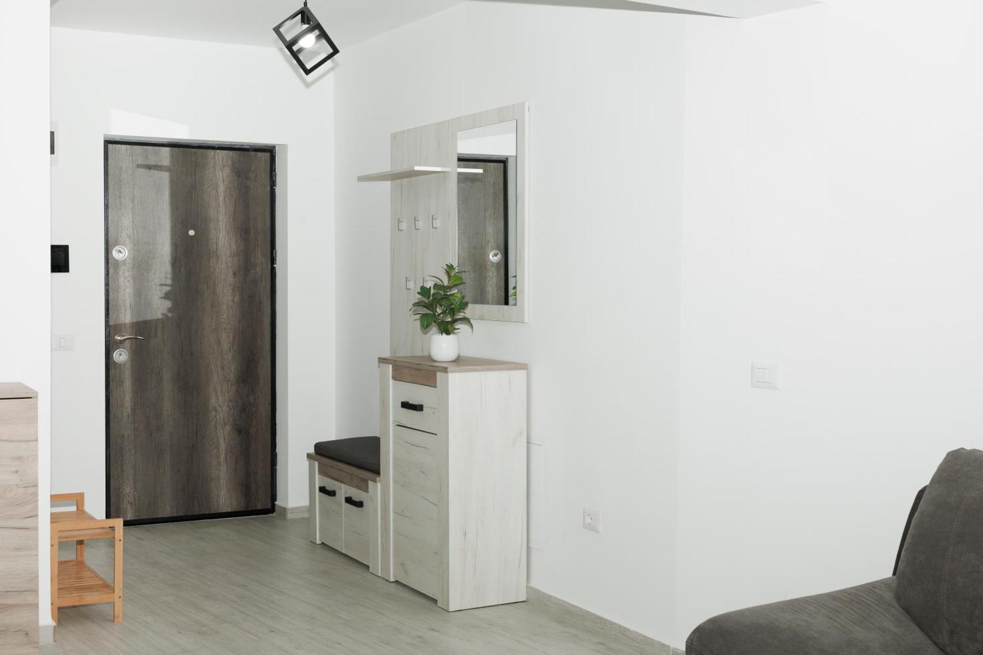 Cozy Aparthotel K Сучава Екстер'єр фото