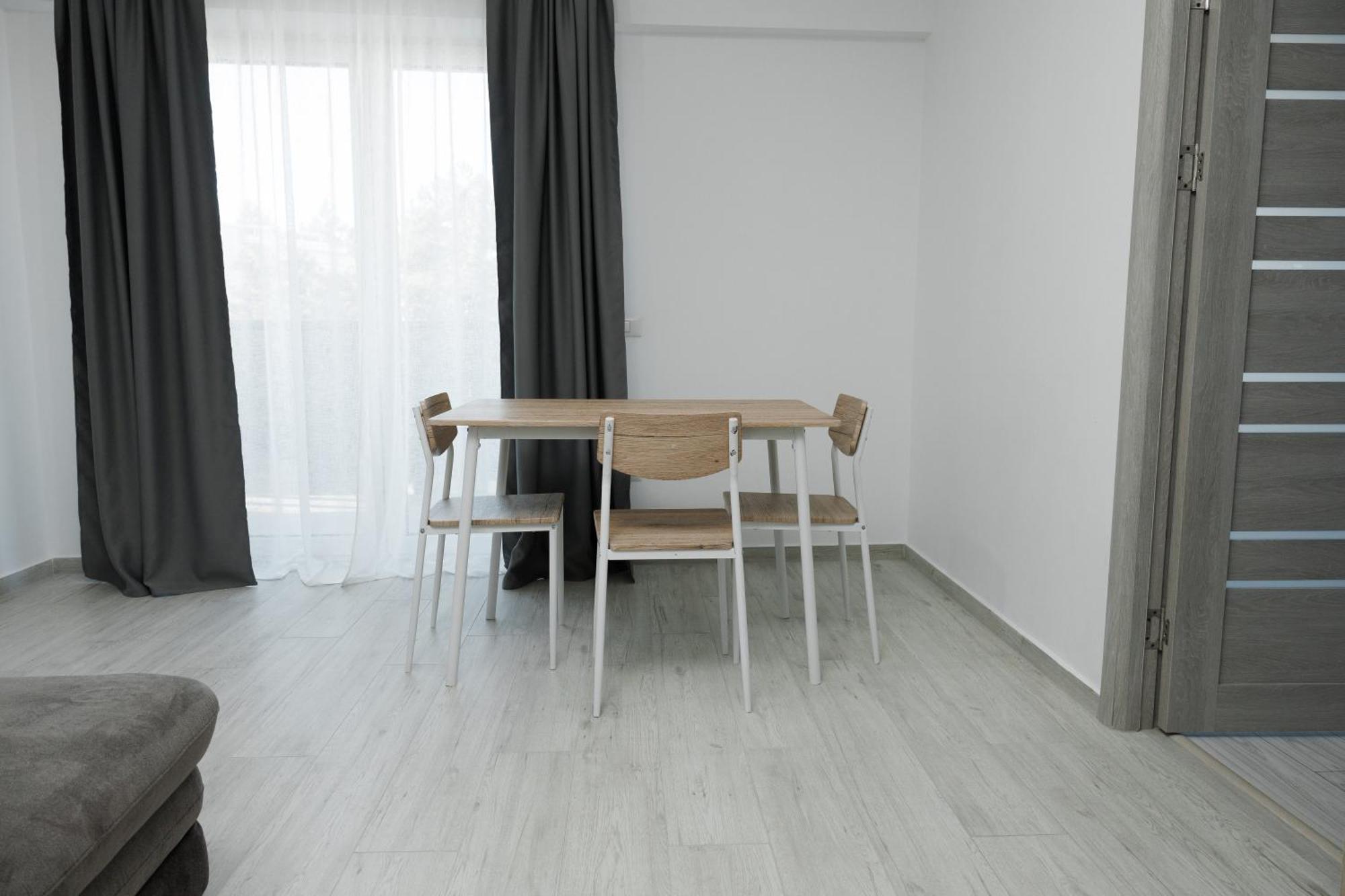 Cozy Aparthotel K Сучава Екстер'єр фото